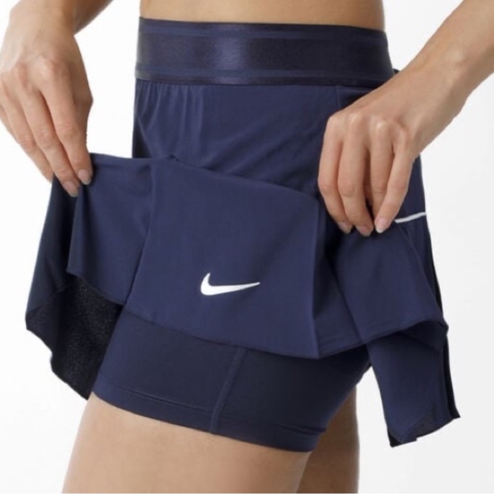 Nike navy tennis skirt